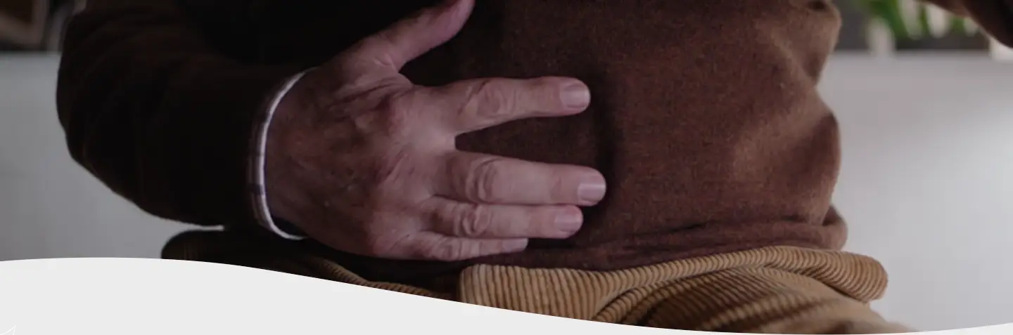 Crampi addominali: cause, sintomi e remide